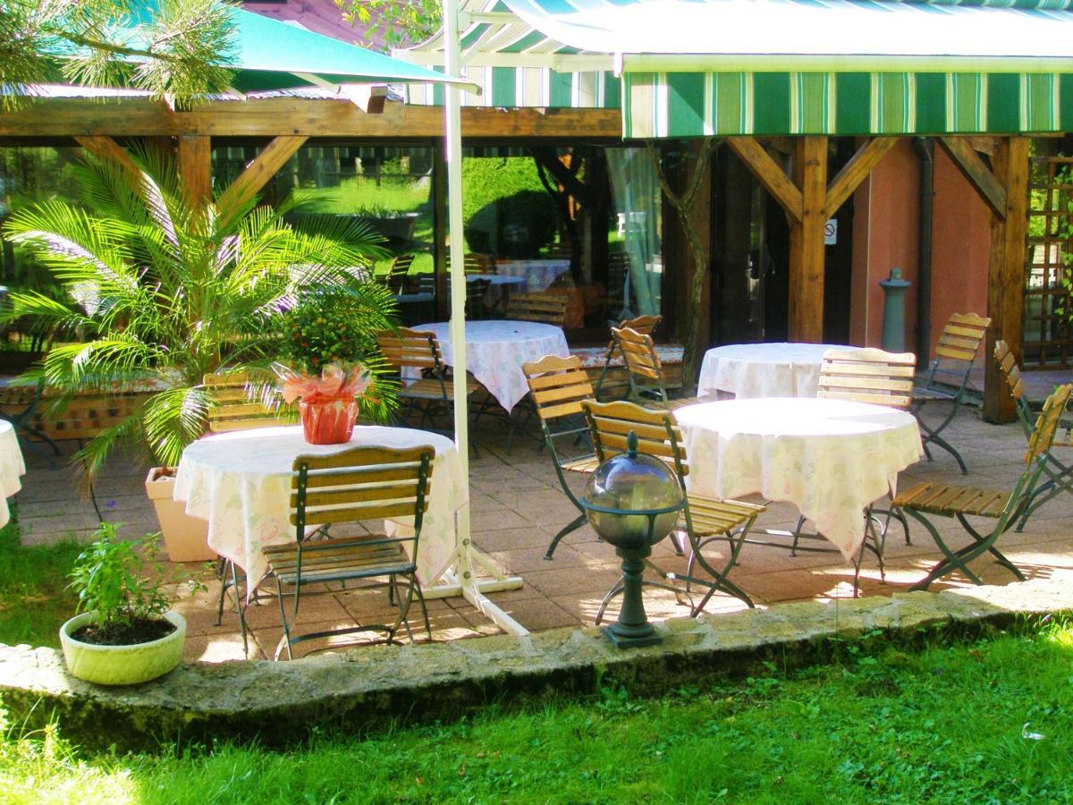 Le Vaudioux L'Auberge Des Gourmets Hotel Restaurant מראה חיצוני תמונה