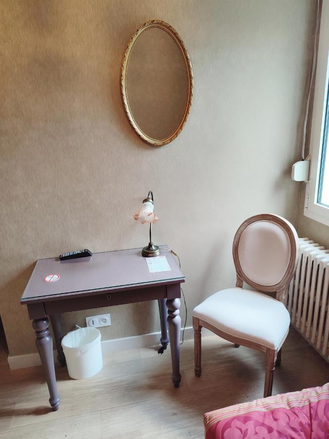 Le Vaudioux L'Auberge Des Gourmets Hotel Restaurant מראה חיצוני תמונה